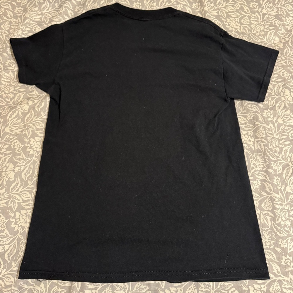 Black and Blue Pop smoke Graphic T-Shirt - Picture 3 of 4